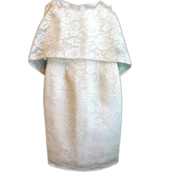 BLACK HALO Eve White Lace Strapless Dress Size 4  - minor repair needed - NWT - Picture 1 of 3